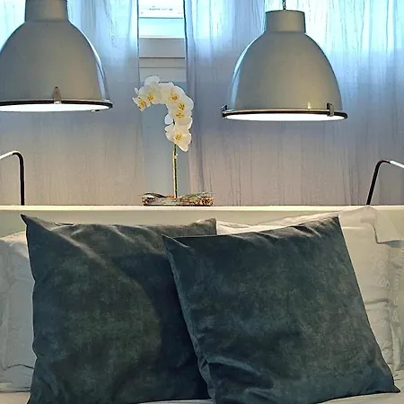 Gasthuis Bluebeach Scheveningen 3*