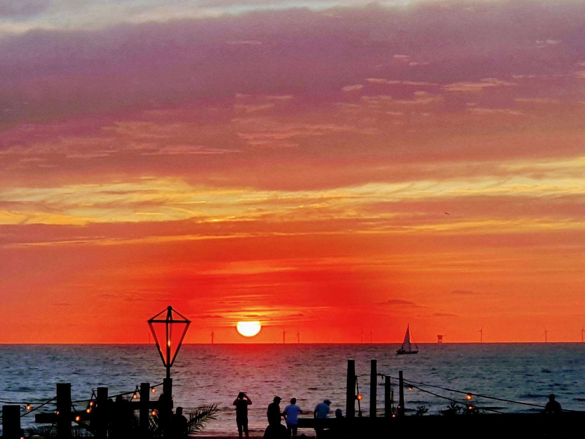 Bluebeach Scheveningen Bed & Breakfast *